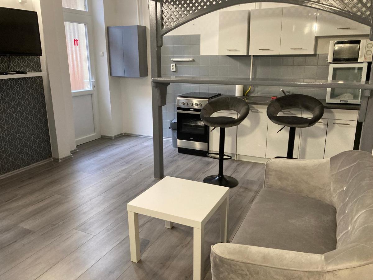 Dave Apartman 2 Szeged Buitenkant foto